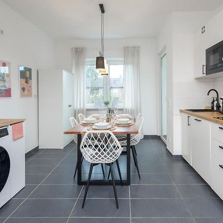 Olive Apartments - 2X Kingsize Betten - Sehr Zentral Leverkusen Luaran gambar