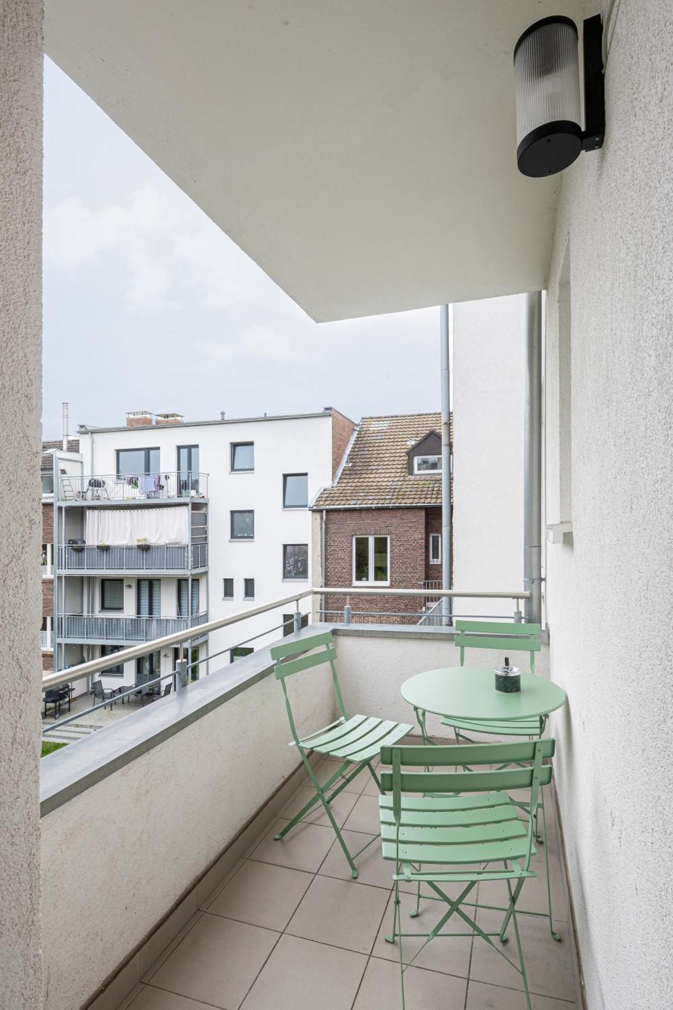 Olive Apartments - 2X Kingsize Betten - Sehr Zentral Leverkusen Luaran gambar